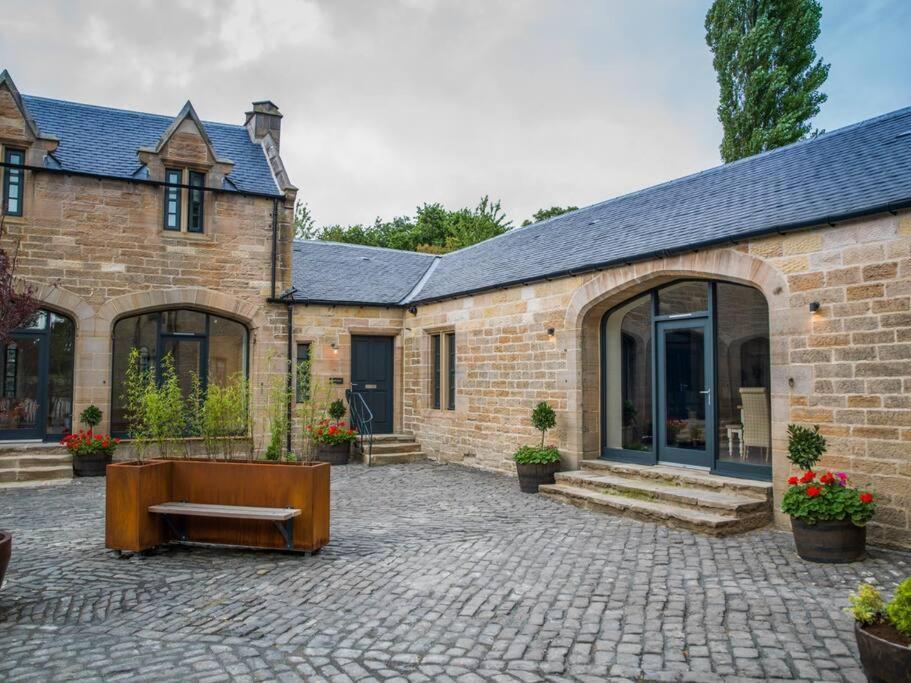 Stunning Edinburgh 1820S Stables Converted Studio Экстерьер фото